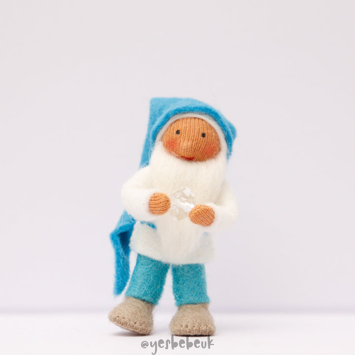 Pocket Dwarf with Crystal Doll