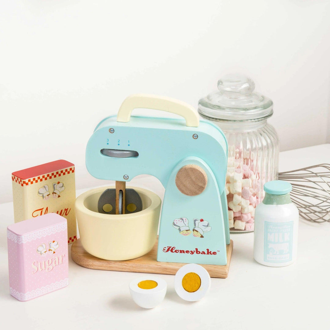 Le Toy Van Mixer and Ingredients